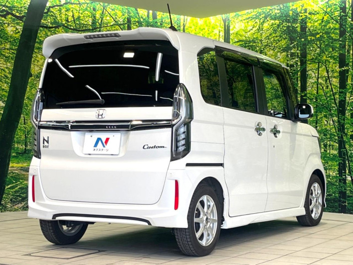 2020 Honda N-BOX CUSTOM 6BA-JF3 (UW-6a2631fb54251)[11]