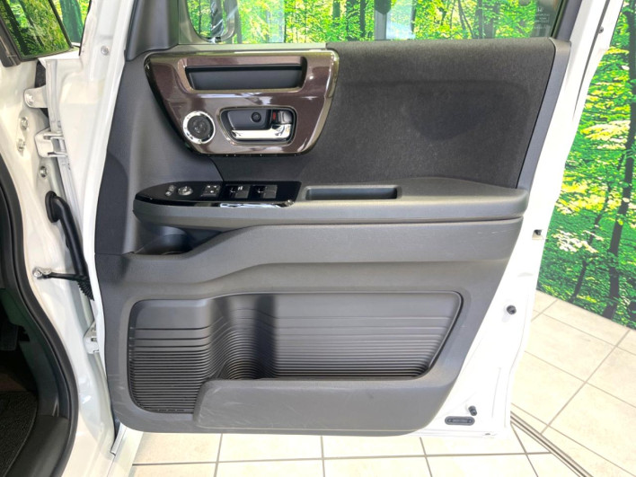 2020 Honda N-BOX CUSTOM 6BA-JF3 (UW-6a2631fb54251)[15]
