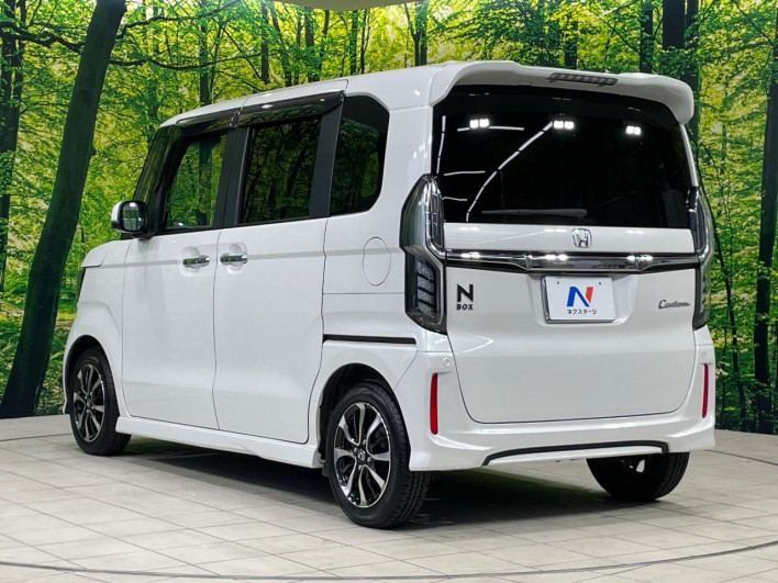 2020 Honda N-BOX CUSTOM 6BA-JF3 (UW-6a2631fb564a4)[19]