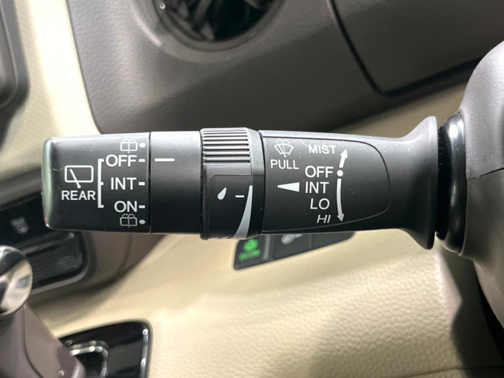 2018 Honda N-BOX DBA-JF3 (UW-6a2631fdc9b46)[26]