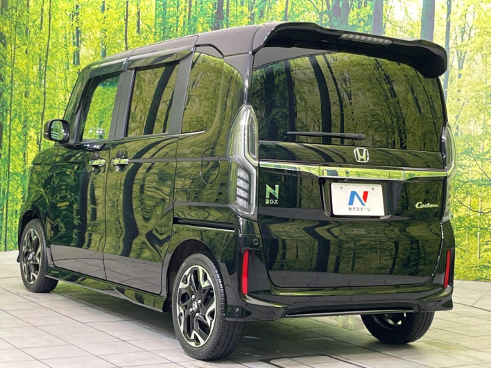 2019 Honda N-BOX CUSTOM DBA-JF3 (UW-6a2631feceb2c)[10]