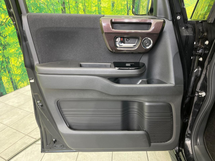 2019 Honda N-BOX CUSTOM DBA-JF3 (UW-6a2631feceb2c)[24]