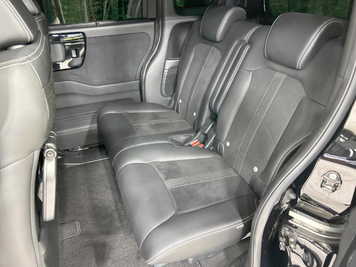 2021 Honda N-BOX CUSTOM 6BA-JF3 (UW-6a2631ffb16f7)[21]