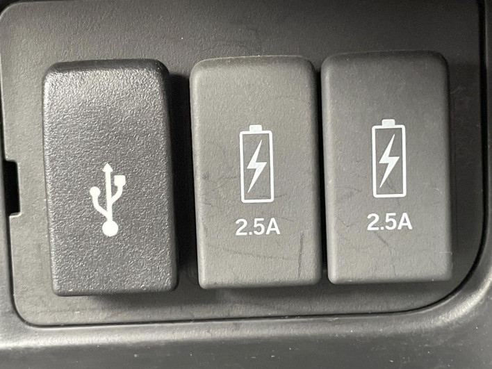 2021 Honda N-BOX CUSTOM 6BA-JF3 (UW-6a263200d545e)[25]