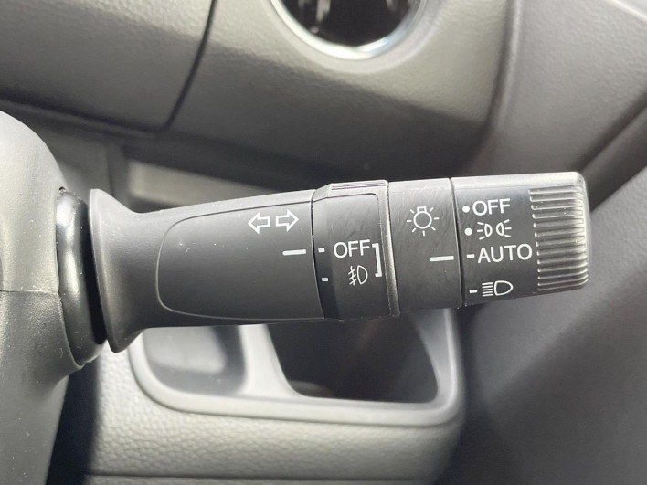 2021 Honda N-BOX CUSTOM 6BA-JF3 (UW-6a263200d545e)[28]