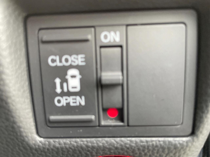 2021 Honda N-BOX CUSTOM 6BA-JF3 (UW-6a263200d545e)[22]