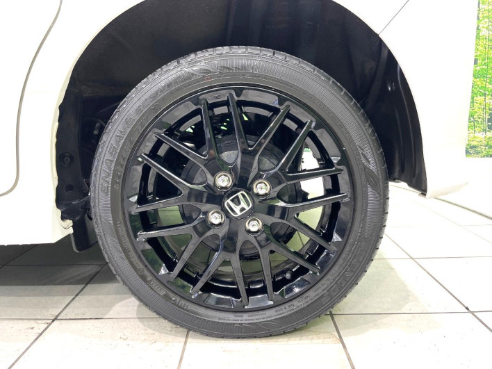 2022 Honda N-BOX CUSTOM 6BA-JF4 (UW-6a2632050a286)[8]