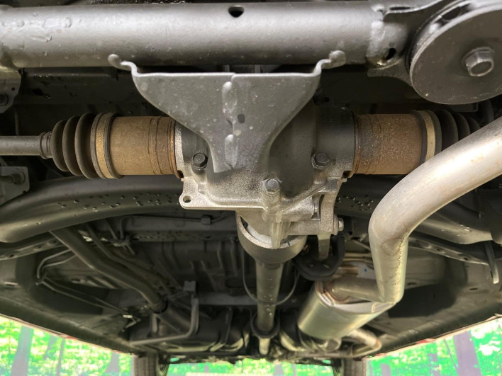 2023 Honda N-BOX CUSTOM 6BA-JF4 (UW-6a26320512b47)[11]
