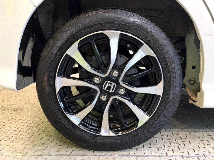 2023 Honda N-BOX CUSTOM 6BA-JF5 (UW-6a2632054a52d)[27]