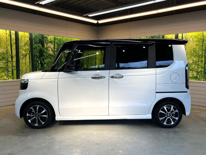 2023 Honda N-BOX CUSTOM 6BA-JF5 (UW-6a2632054a52d)[7]