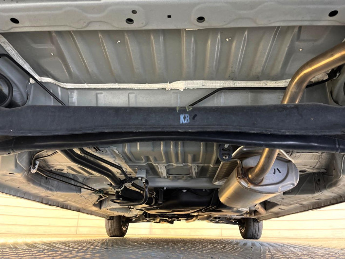 2023 Honda N-BOX CUSTOM 6BA-JF5 (UW-6a2632054a52d)[17]