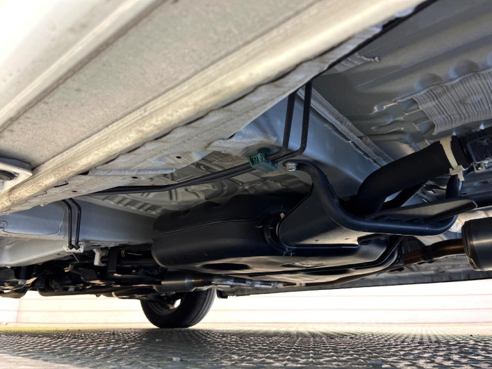 2023 Honda N-BOX CUSTOM 6BA-JF5 (UW-6a2632054a52d)[19]