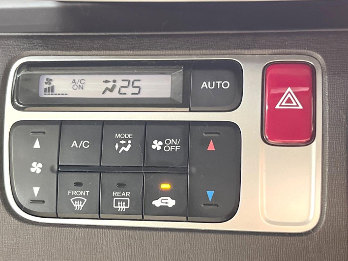 2012 Honda N-ONE DBA-JG1 (UW-6a26320d56371)[21]
