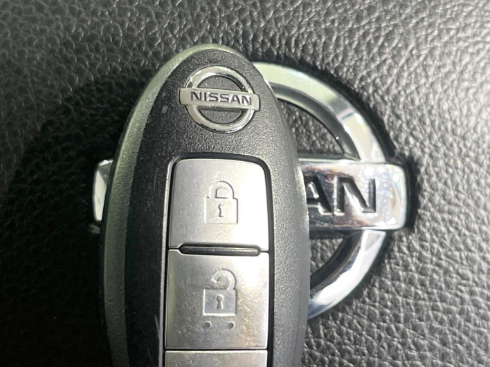 2013 Nissan Dualis DBA-KNJ10 (UW-6a263225a6ca5)[28]
