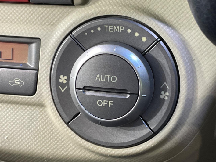 2010 Daihatsu Tanto exe DBA-L455S (UW-6a263229d5d10)[15]