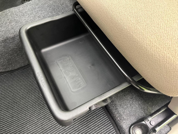 2013 Daihatsu Move DBA-LA100S (UW-6a26322be6099)[11]