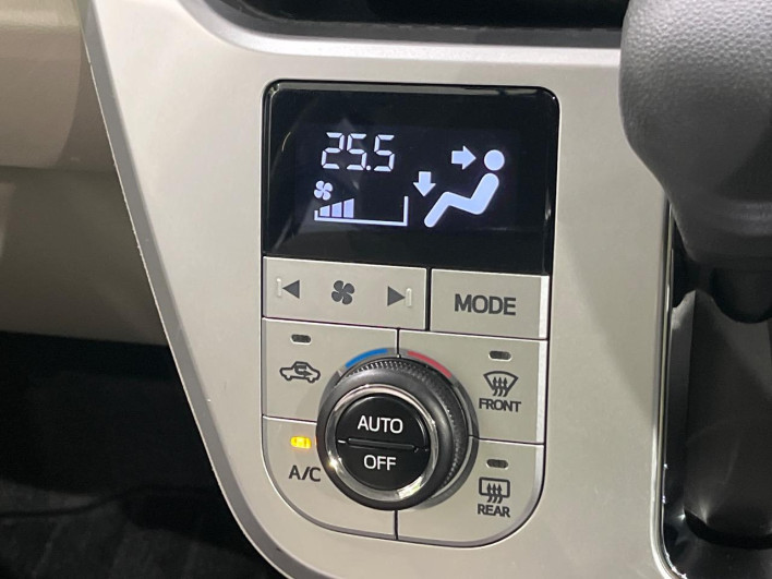 2016 Daihatsu Cast DBA-LA250S (UW-6a26322ed54c1)[25]