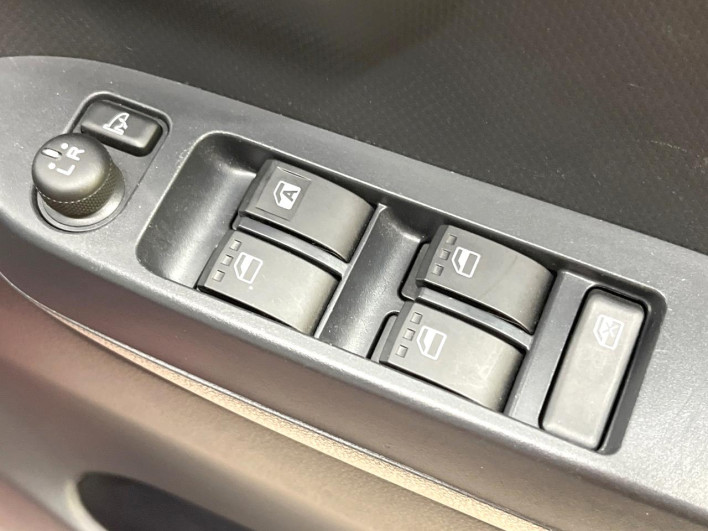2019 Toyota Pixis Epoch 5BA-LA350A (UW-6a263231ac44b)[11]