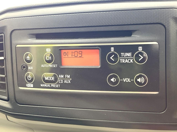 2019 Toyota Pixis Epoch 5BA-LA350A (UW-6a263231ac44b)[13]