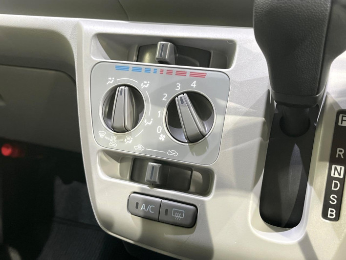 2019 Daihatsu Mirai Ease 5BA-LA360S (UW-6a26323534293)[10]