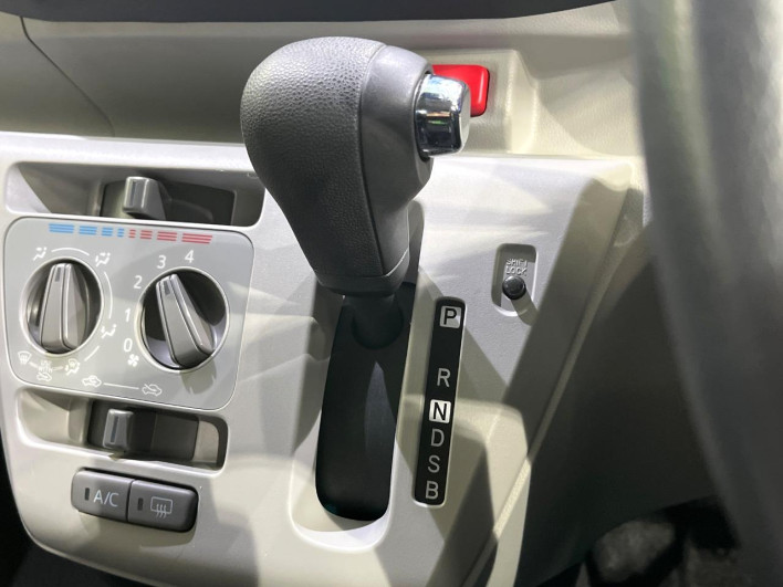 2019 Daihatsu Mirai Ease 5BA-LA360S (UW-6a26323534293)[11]