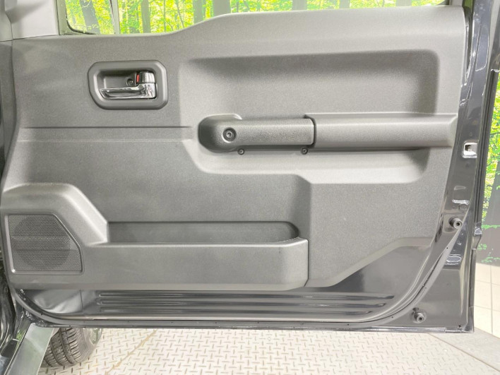 2025 Suzuki Jimny Nomad 3BA-JC74W (UW-6a26325cd336f)[22]