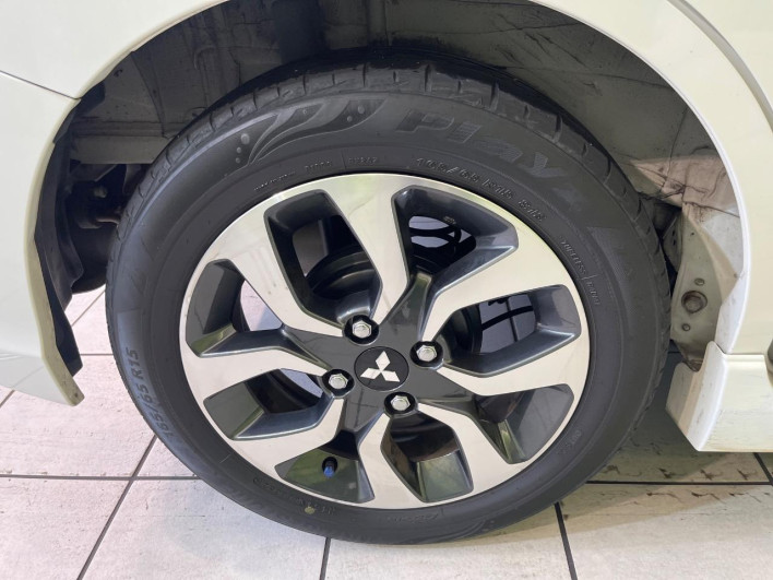 2018 Mitsubishi Delica D:2 DAA-MB46S (UW-6a263263e545b)[24]