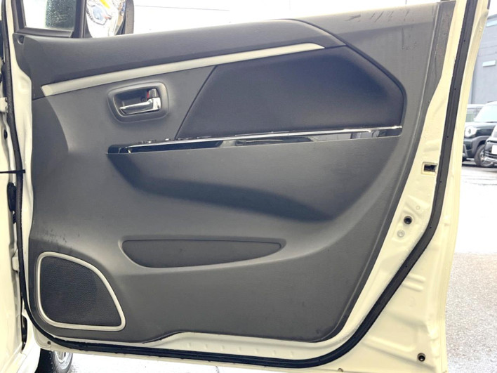 2014 Suzuki Wagon R Stingray DBA-MH34S (UW-6a263267da355)[16]