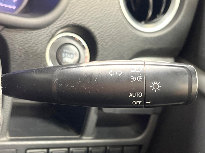 2015 Suzuki Wagon R Stingray DBA-MH34S (UW-6a263267e053f)[28]