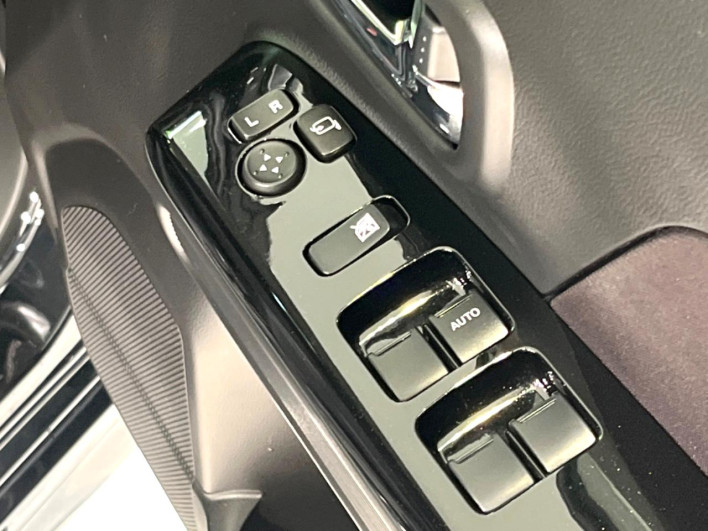 2019 Suzuki Wagon R Stingray DAA-MH55S (UW-6a263269a4822)[21]