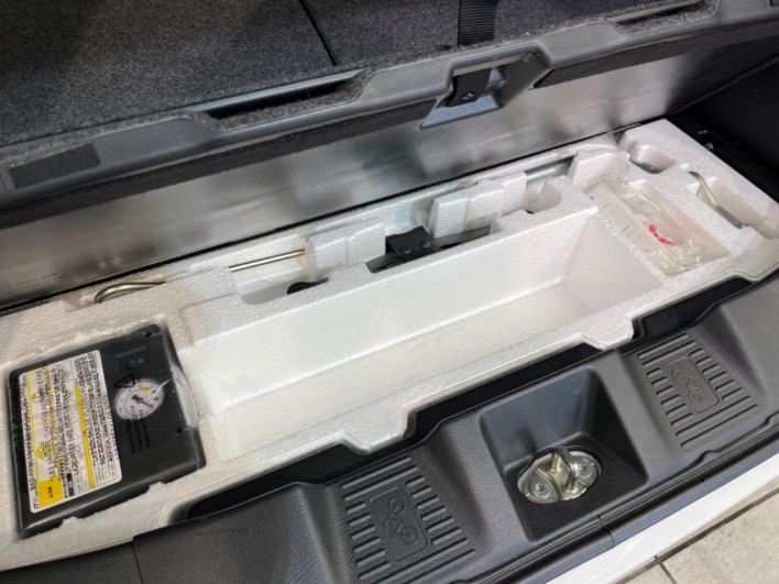 2018 Suzuki Spacia Custom DAA-MK53S (UW-6a263275250d3)[26]