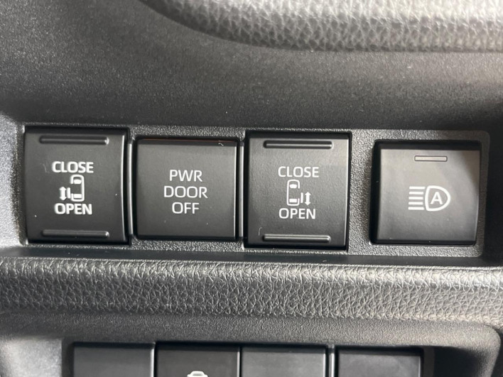 2023 Toyota Sienta 6AA-MXPL10G (UW-6a26329f25e53)[22]