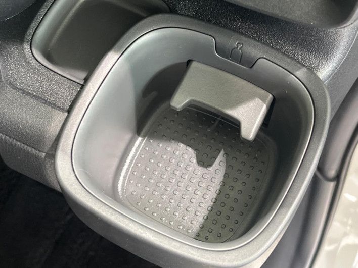 2023 Toyota Sienta 6AA-MXPL10G (UW-6a26329f25e53)[21]
