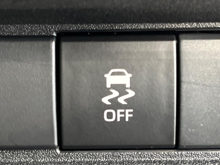 2023 Toyota Sienta 6AA-MXPL10G (UW-6a26329f25e53)[23]
