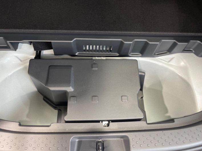 2023 Toyota Sienta 6AA-MXPL10G (UW-6a26329f25e53)[11]