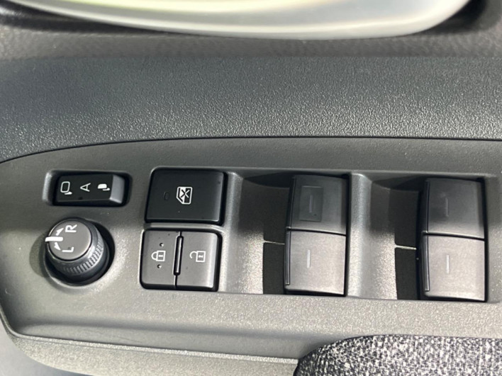 2023 Toyota Sienta 6AA-MXPL10G (UW-6a26329f25e53)[19]