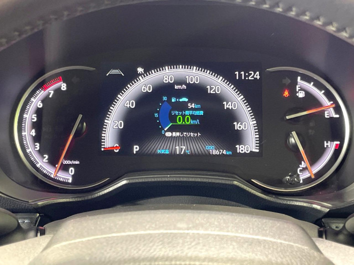 2022 Toyota Voxy 6BA-MZRA90W (UW-6a2632ad9fcd9)[29]