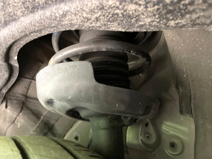 2022 Toyota Voxy 6BA-MZRA90W (UW-6a2632ad9fcd9)[12]