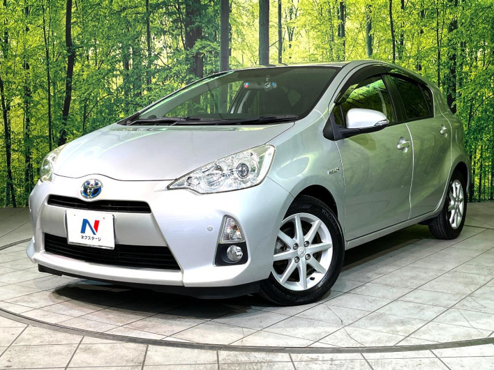 2012 Toyota Aqua DAA-NHP10 (UW-6a2632b560d7b)[0]