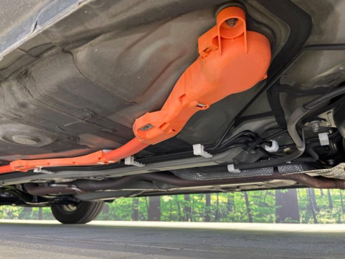 2019 Toyota Aqua DAA-NHP10 (UW-6a2632b73bbde)[22]