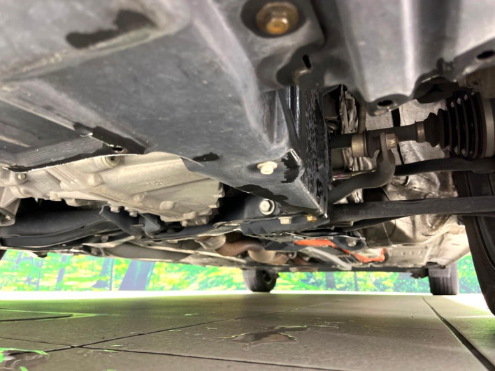 2016 Toyota Sienta DAA-NHP170G (UW-6a2632bbe6460)[14]