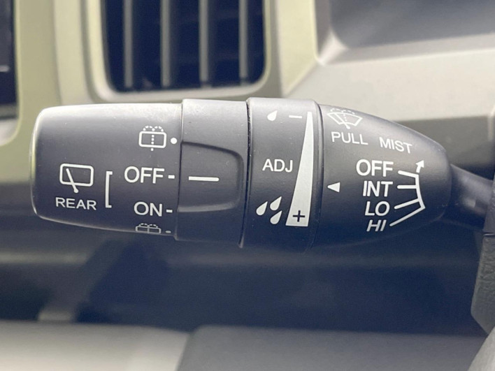 2015 Honda Step Wagon DBA-RK1 (UW-6a2632c714e2d)[24]