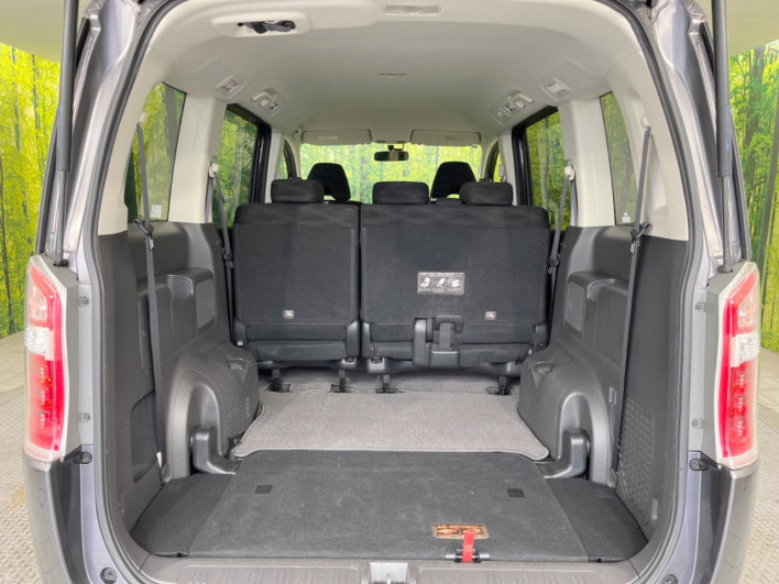 2015 Honda Step Wagon DBA-RK1 (UW-6a2632c714e2d)[8]
