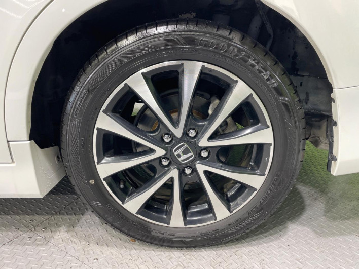 2012 Honda Stepwgn Spada DBA-RK5 (UW-6a2632c73d54f)[11]