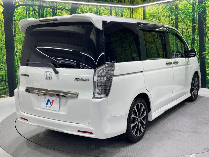 2012 Honda Stepwgn Spada DBA-RK5 (UW-6a2632c73d54f)[16]