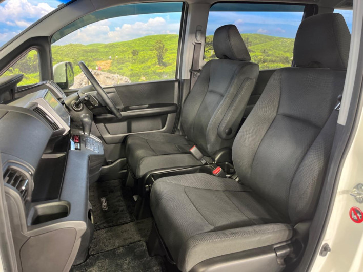 2013 Honda Stepwgn Spada DBA-RK5 (UW-6a2632c782773)[24]