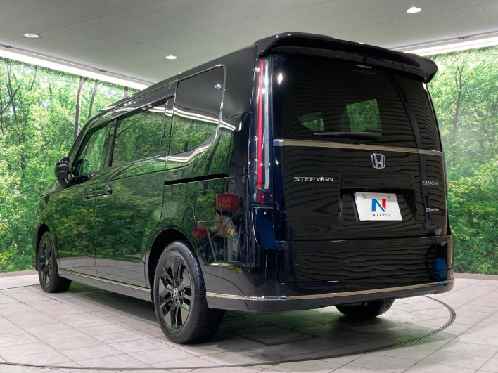 2022 Honda Step Wagon 6AA-RP8 (UW-6a2632c931605)[23]