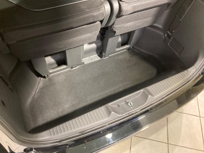2022 Honda Step Wagon 6AA-RP8 (UW-6a2632c931605)[15]