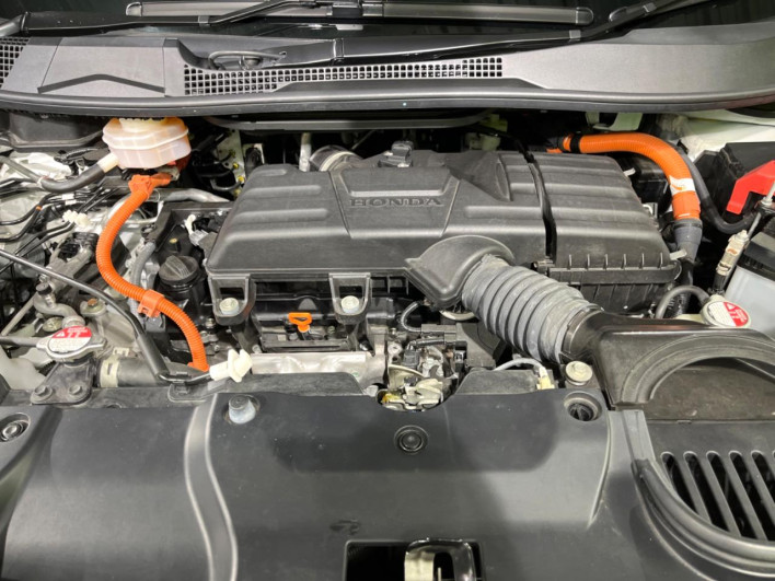 2022 Honda Step Wagon 6AA-RP8 (UW-6a2632c9485d5)[8]