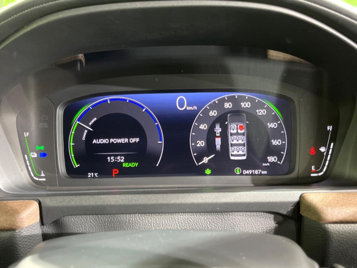 2022 Honda Step Wagon 6AA-RP8 (UW-6a2632c9485d5)[18]